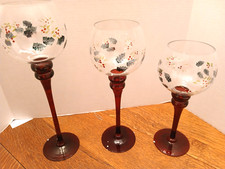 Winterberry Pfatsgraff Red