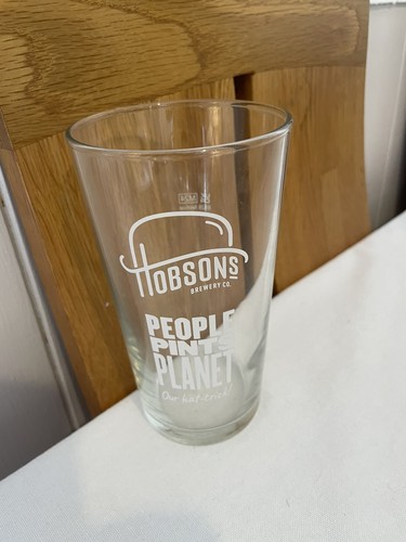 Rare item hobsons brewery - -,