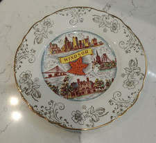 W Adams & Sons Canada Souvenir Plate - 22 Carat Gold Windsor Very good condition