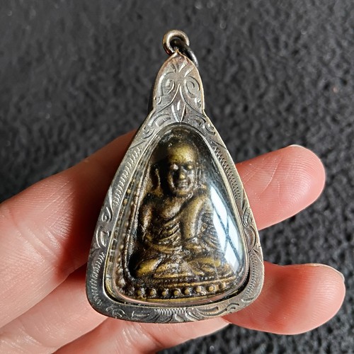 Thai buddha bronze - buddha,
