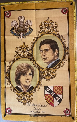 1981 irish linen tea towel - linen,