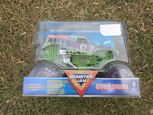 Monster jam grave digger - monster,