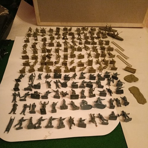 Vintage airfix miniature toy - airfix,