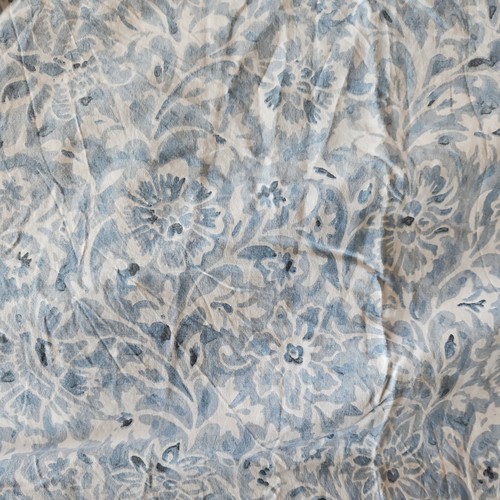 Blue and white - white, reversible