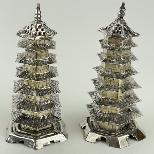 Pair antique chinese - of,