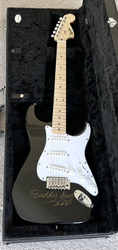 Buddy guy signed black - signed, ip