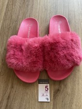 BNWT Hot Pink Fluffy Sliders - Primark - UK5