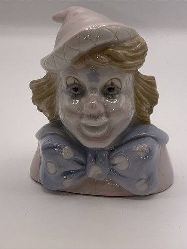 Collectable china figurine - collectable,