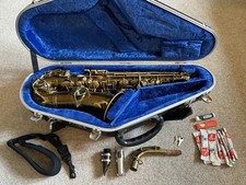 Buescher Vintage Alto saxophone With Original Mouthpiece And Hiscox Case