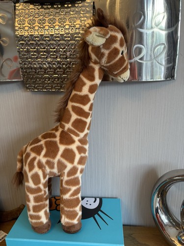 Jellycat dara giraffe bnwt - jellycat,