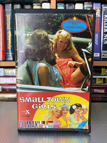 Small town girls climax - small,