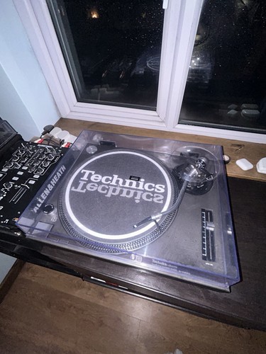 Decks turntables and mixer - decks,