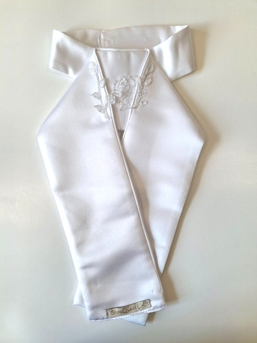 Showquest stock with lace - with,