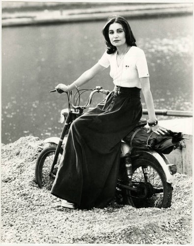 Italian singer mia martini - mia,