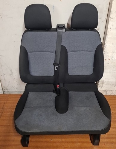 Vauxhall vivaro front left - vivaro,