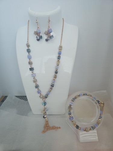 Nib avon serene seas jewelry - avon,