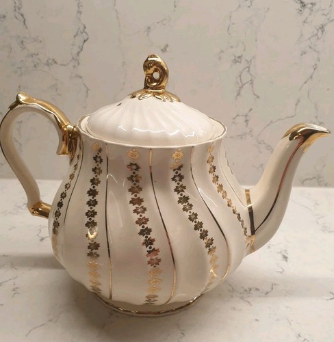 Teapot sadler fluted - teapot, gilt