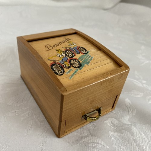 Vintage sliding lid box roll - vintage,