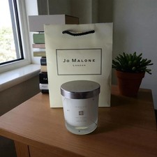 Jo Malone Festive Candle 200g with gift bag