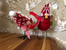 Christmas Shelf Sitters Robin Bird x 2 Festive Decorations Birds with Hats
