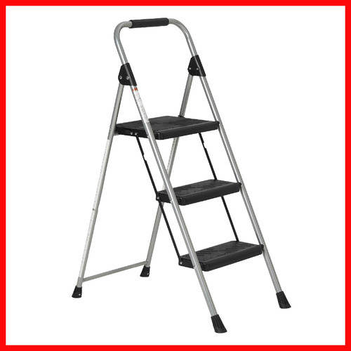 Retailer basics folding step - 3,