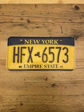Vintage New York - Empire State - US Car License Plate HFX 6573