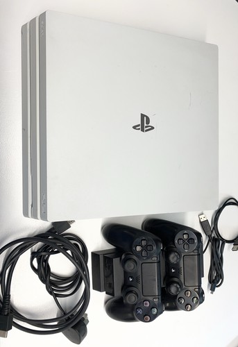 White ps4 pro 1tb console - white,