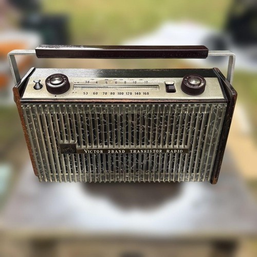 Victor vacuum tube - , radio