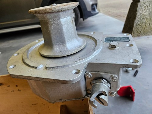 Aeroparts capstan winch - aeroparts,