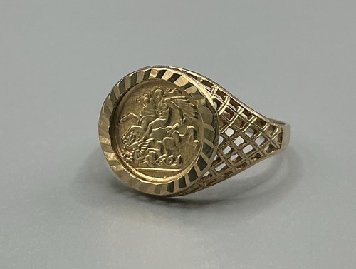 9ct gold saint - 9ct, george