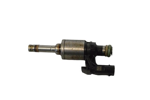 Golf fuel injector - vw,