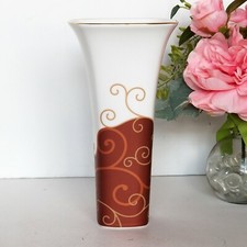 Wedgwood Marrakech Lily Vase 7