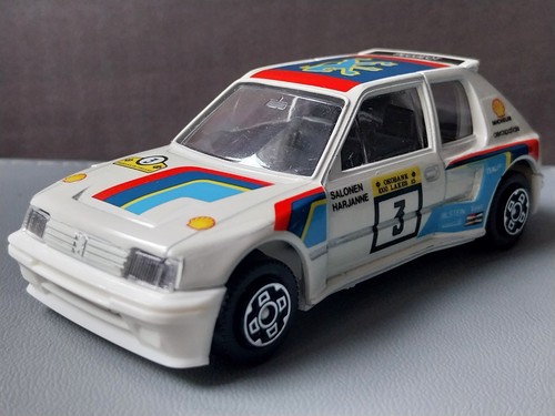 Burago peugeot 205 turbo - 1:43,