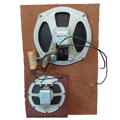 Vintage magnavox speakers - magnavox,