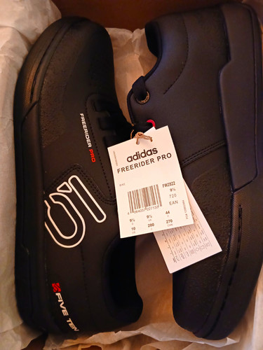 Uk9 adidas five - uk9.5-,