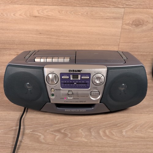 Sony cfd radio cassette - cfd-v7,