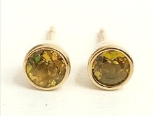 10ct Yellow Gold Round-Cut Faceted Possible Peridot Stud Earrings 1.11g
