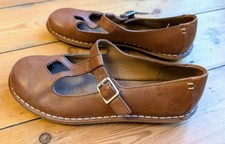 Clarks tan leather T Bar flat