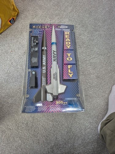 Vtg 1999 estes flying - vtg.,