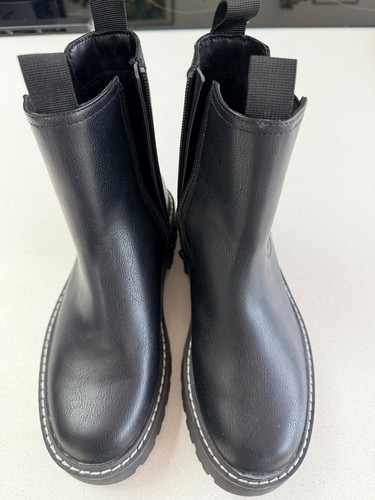 Kids black boots size - kids,