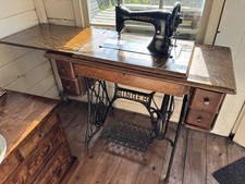 Antique Singer Treadle Sewing Machine & Table