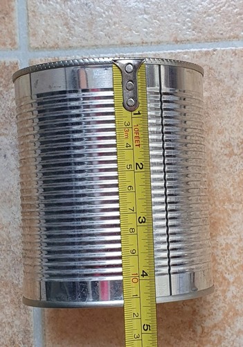 Medium empty tin - 12, cans