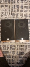 Dali Menuet speakers 