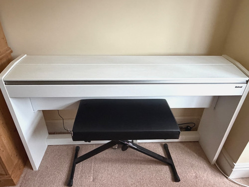 Roland 110 digital piano in - roland,
