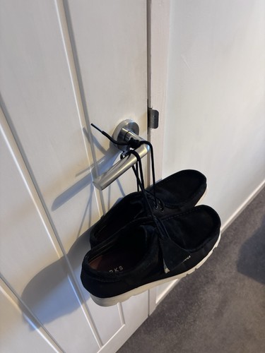 Gortex clarks wallabees black - wallabees,