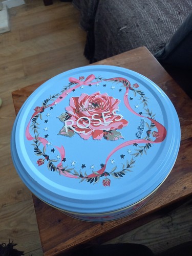 2022 cath kidston roses - cath, tin