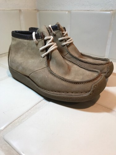 Vintage mens gum shoes - shoes, travel