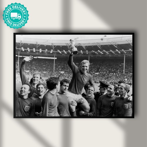 World cup 1966 final - cup, bobby