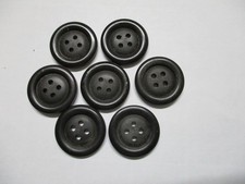 7 x Black Rimmed 23mm Round buttons Q10 - ZB022