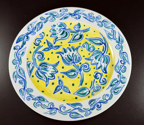 Studio porcelain hand painted - hand,